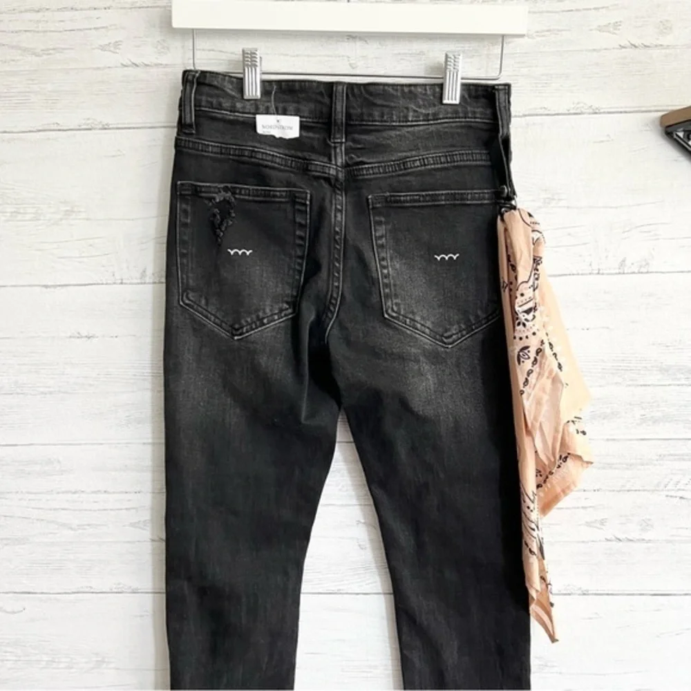 Bluecarats The McQueen Slim Fit Jean in Black size 28.
